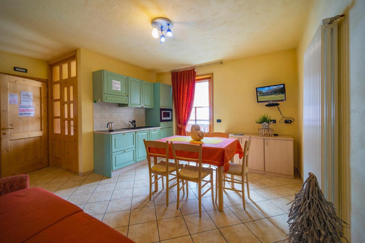 Livigno Chalets エクステリア 写真