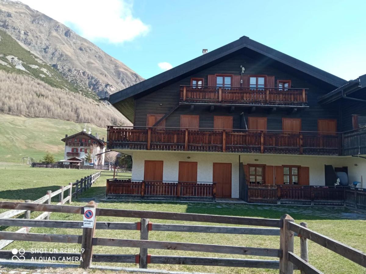 Livigno Chalets エクステリア 写真